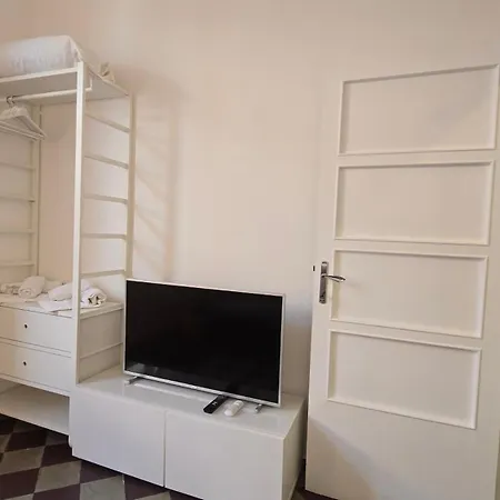 Casa 4 Posti Letto Stazione E Cinque Terre La Spezia