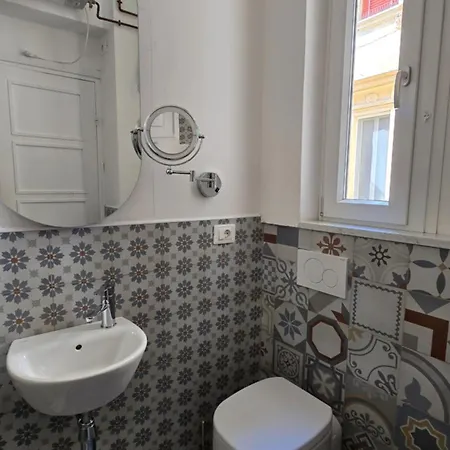 Casa 4 Posti Letto Stazione E Cinque Terre La Spezia